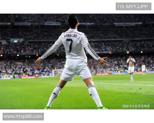 虚拟现实中的足球传奇体验与足球明星C罗的完美结合