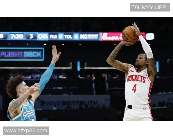 2017年NBA火箭队与黄蜂队激战回顾精彩瞬间与关键时刻分析